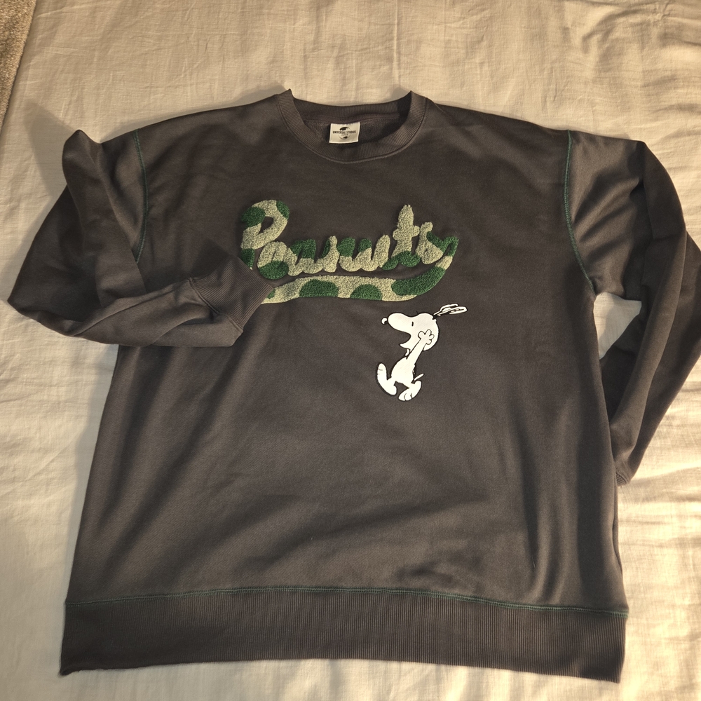 Universal Studios Japan Peanuts Snoopy Sweater Large